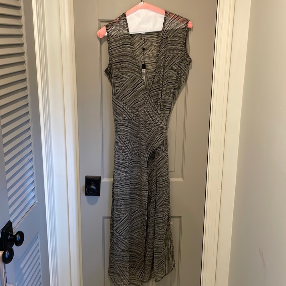 BCBG wrap